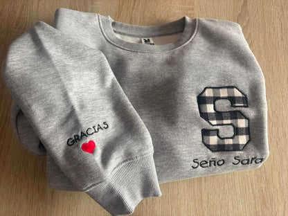 Sudadera personalizada con inicial en tela vichy